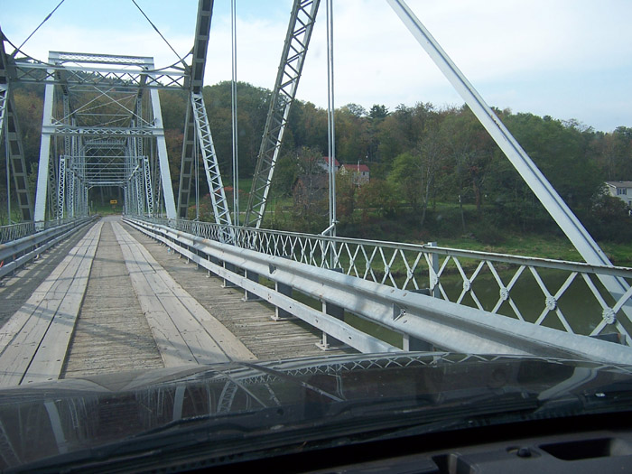 1 lane bridge over the Delaware at Milanville