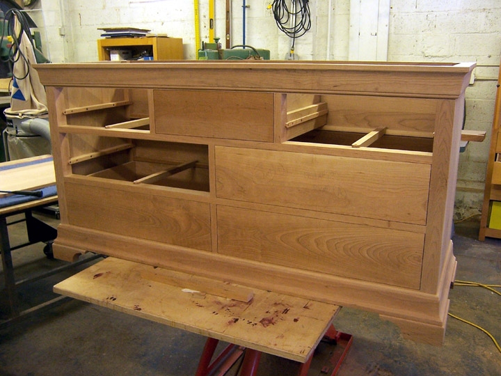 Cox Dresser