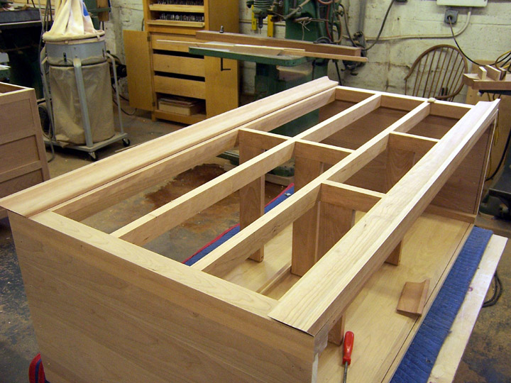 Cox Dresser