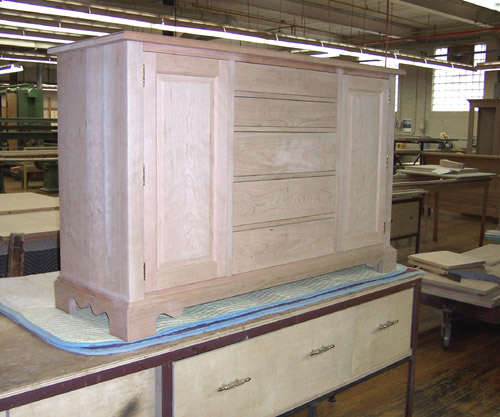 Robert's Buffet - custom order